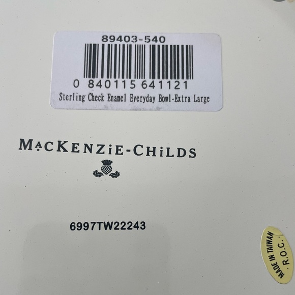 New MacKenzie-Childs Sterling Extra Large Bowl - Picture 5 of 7